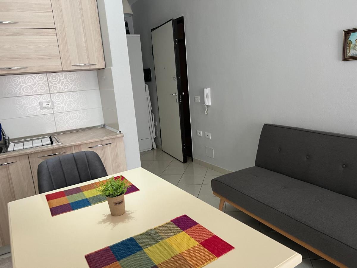 Emi Sol Apartment Vlora Kültér fotó